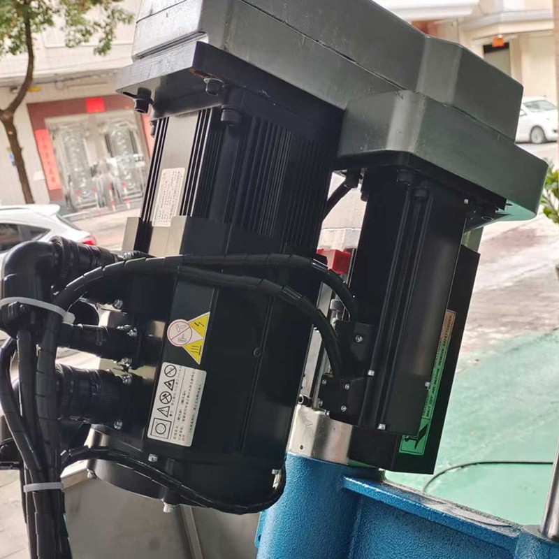 全自动斜式攻牙机